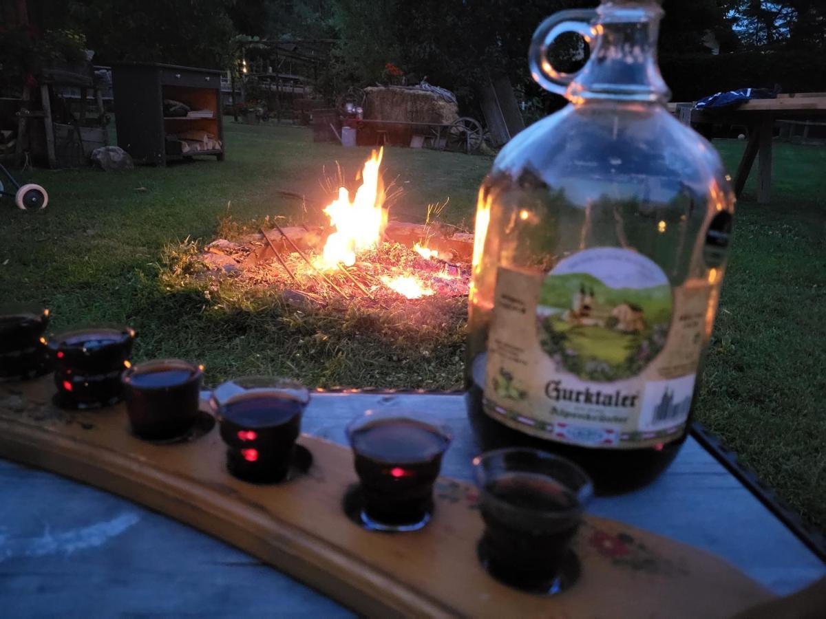 Sachserhof Ferienwohnungen In Sachsenburg Esterno foto