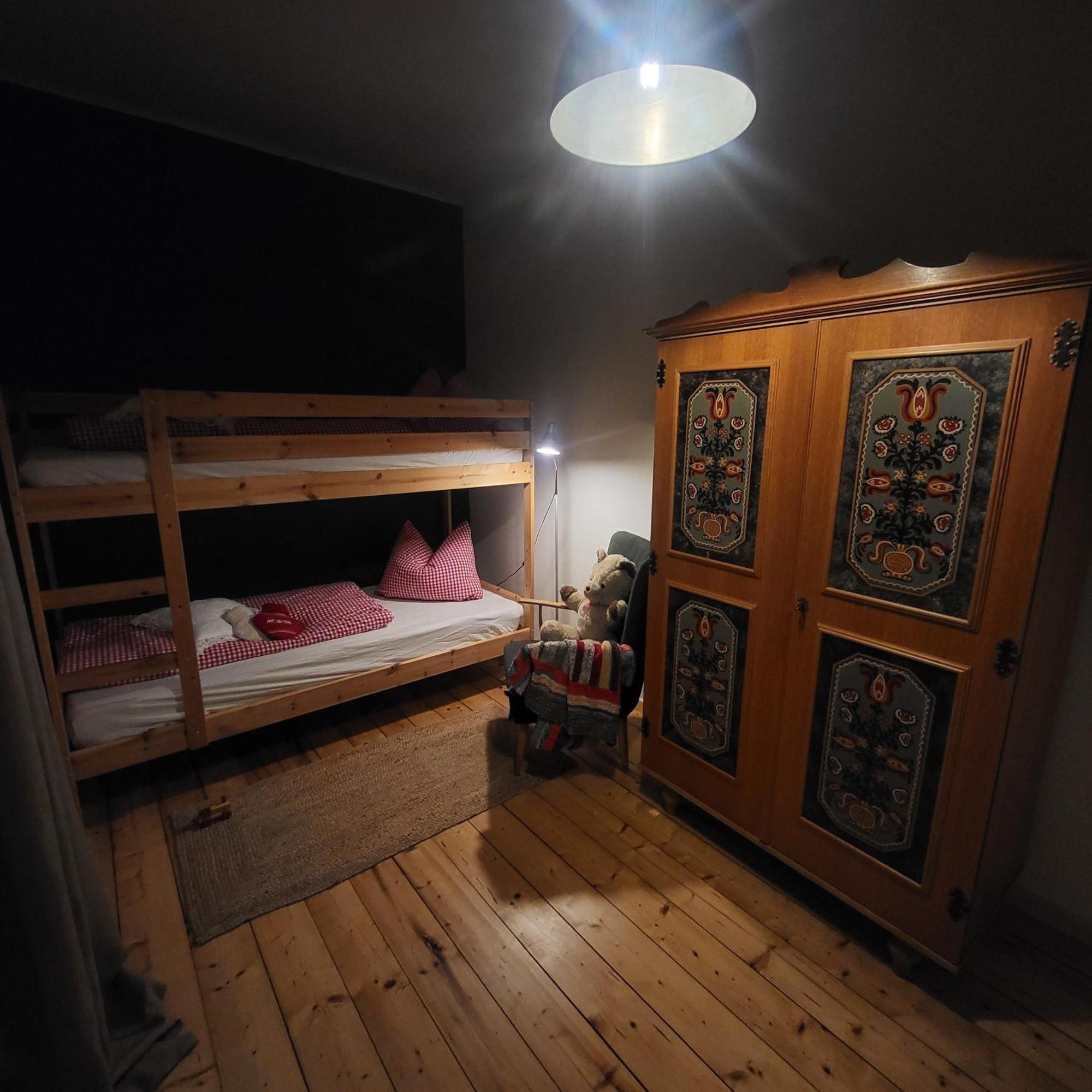Sachserhof Ferienwohnungen In Sachsenburg Esterno foto